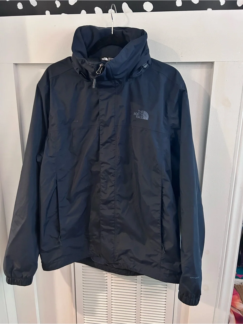 The North Face Resolve 2 Men's Navy Lightweight Shell Jacket Large